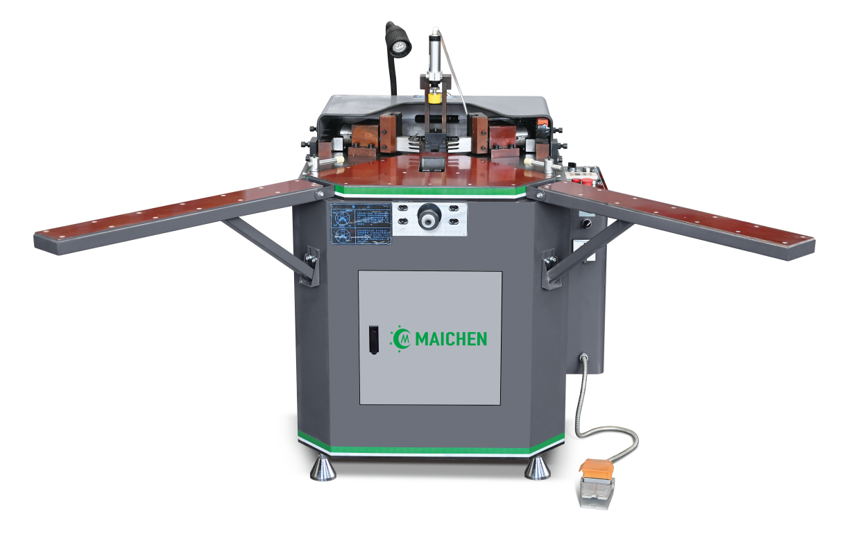 1755843752598531.png 重型组角机LZJ-120A.png