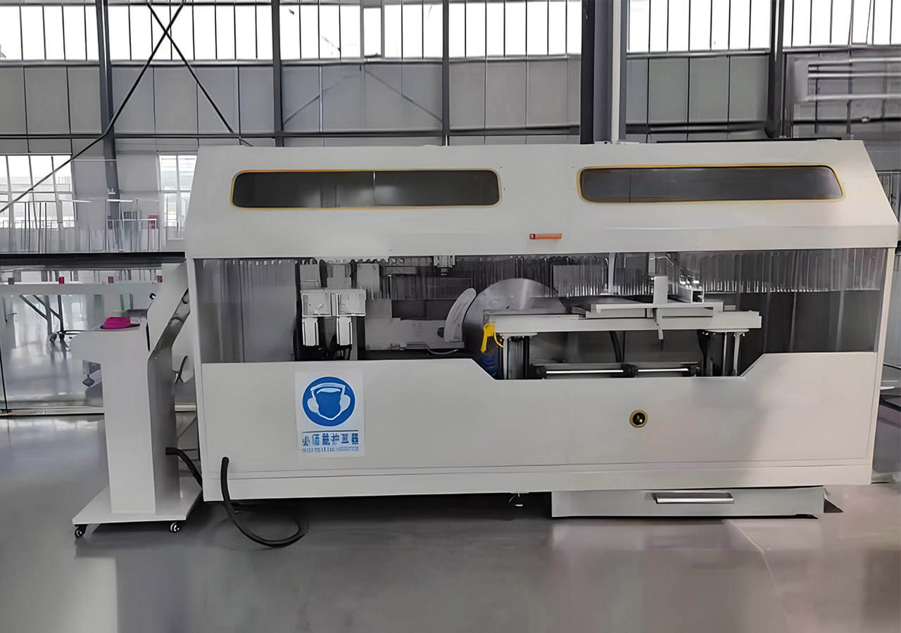 Aluminum curtain wall interface cutting saw-1