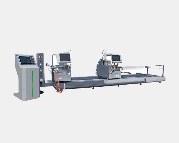 Как пользоваться торцовочной пилой с двумя пильными головками?